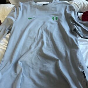 Nike Gray Long Sleeve Tee for Athletic Performance